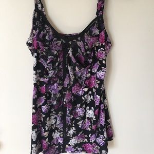 2 spaghetti strap tops