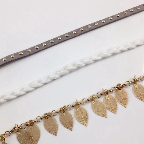 White Festival Choker Set - Picture 2 of 2