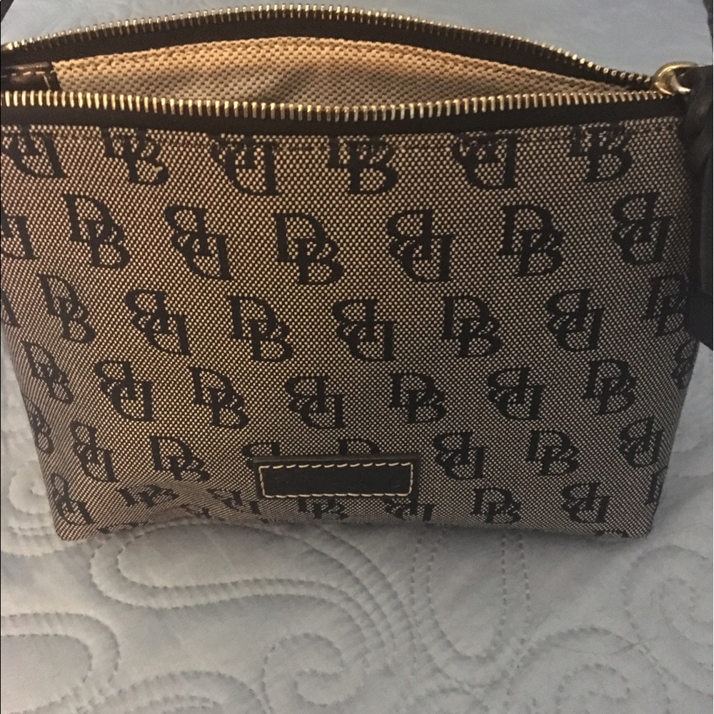 Dooney & Bourke small black shoulder bag.