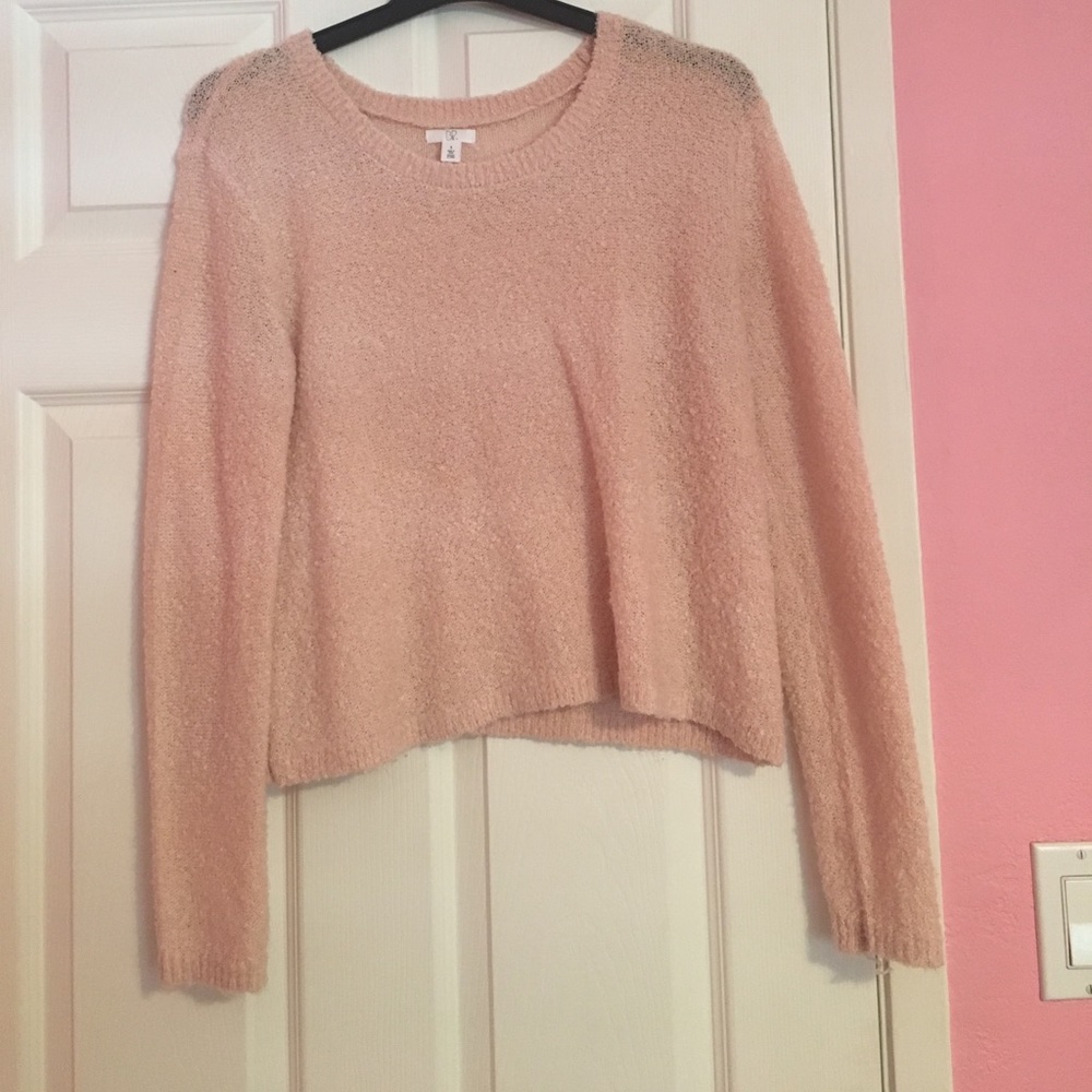 pink sweater