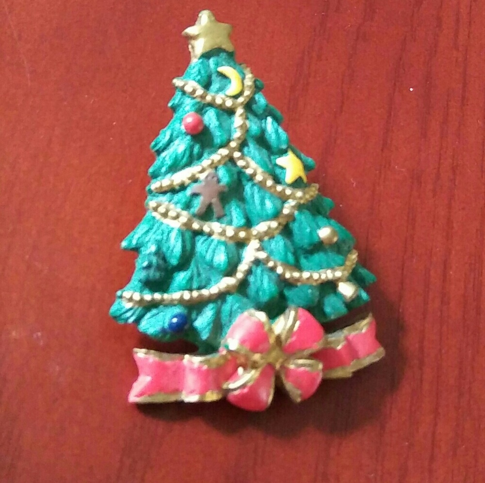 Cutie christmas pin