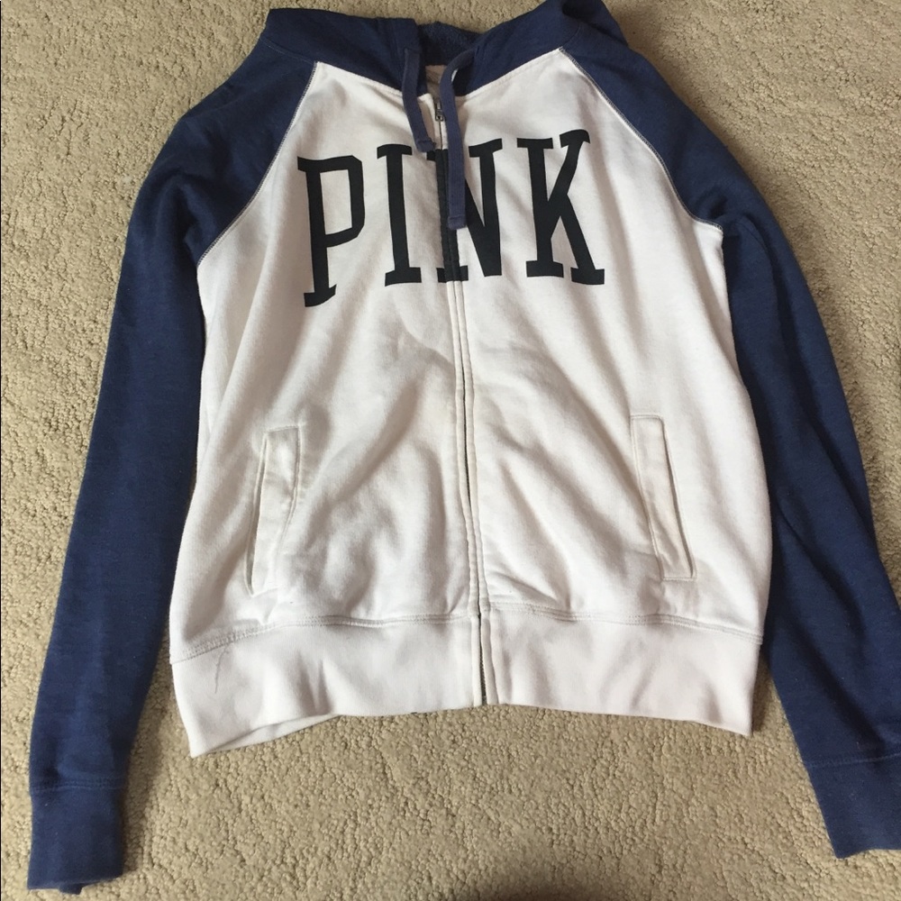 VICTORIA SECRET PINK SWEATSHIRT!