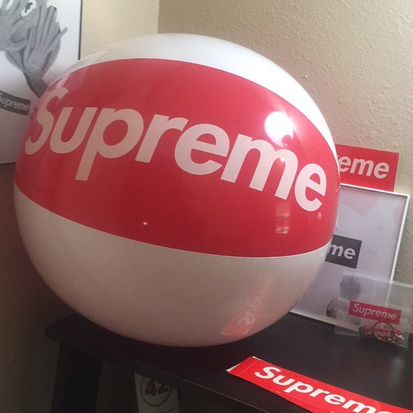 🔥🔥Supreme beachball SS/15🔥🔥 - Picture 1 of 2