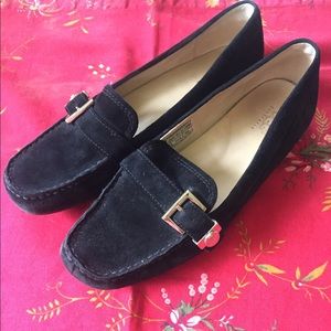 Women's UGG black suede loafer 9.5