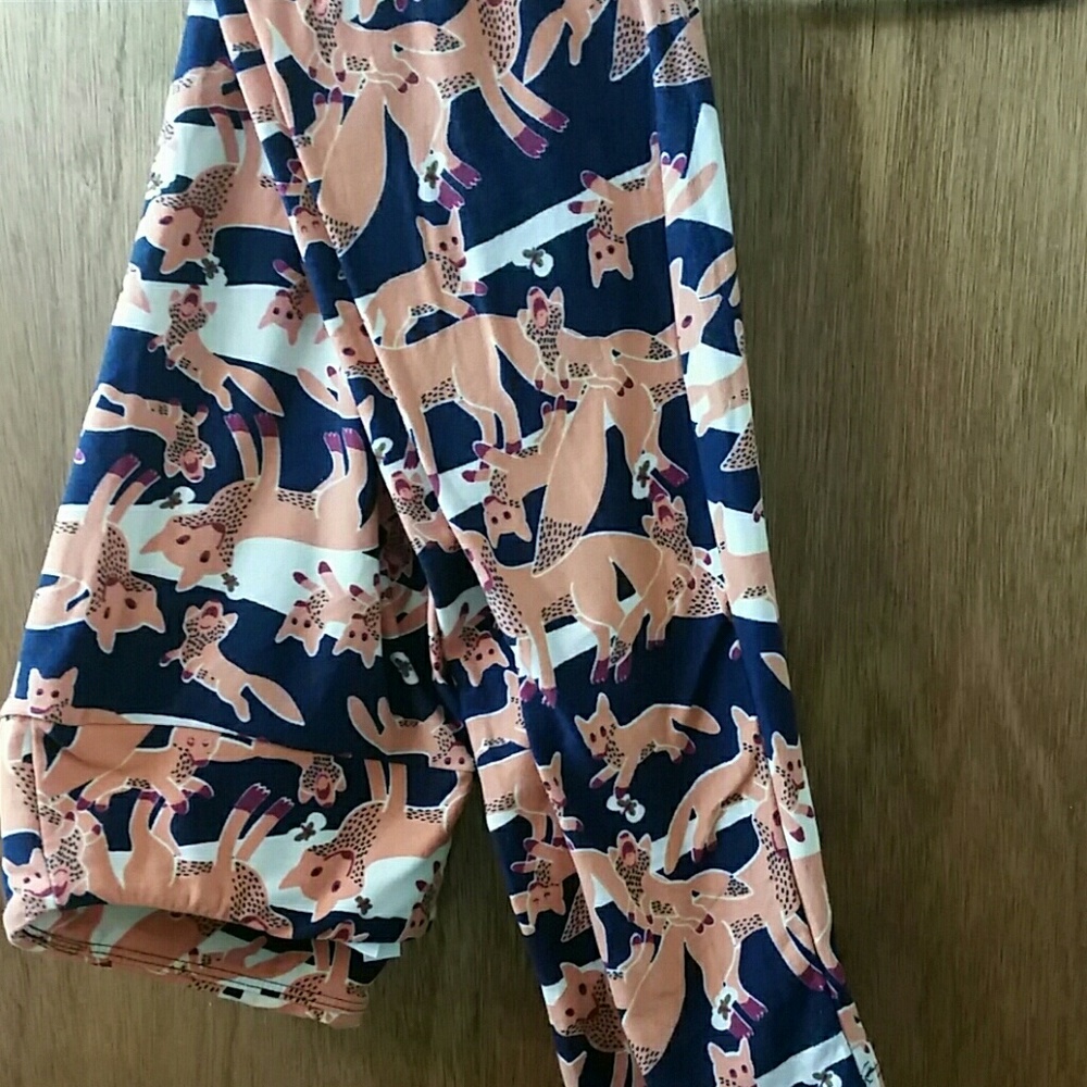 LLR Sale! EUC OS Lularoe Fox Leggings!
