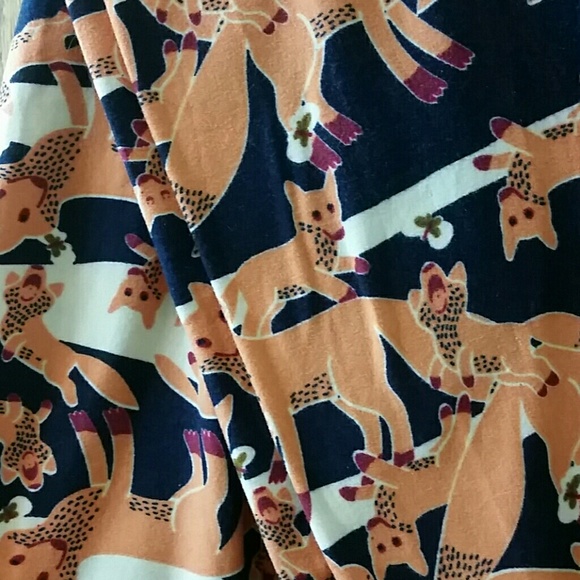 LLR Sale! EUC OS Lularoe Fox Leggings! - Picture 2 of 4