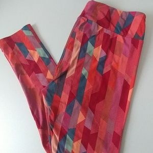 LuLaRoe Tall and Curvy Leggings, beautiful colors!