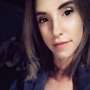 Meet your Posher, Katelyn