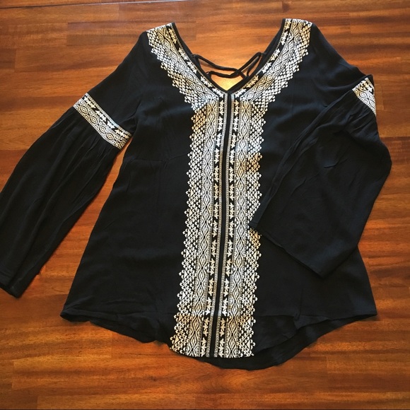 Infinity Raine Tops - NEW bell sleeve tunic