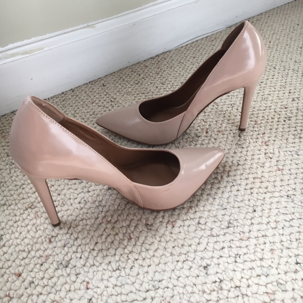 Steve Madden Nude Heels Size 9.5