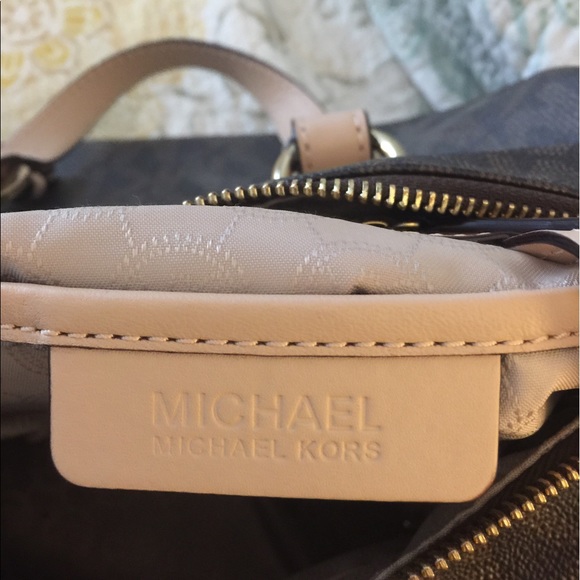 Michael Kors Purse - Picture 5 of 6