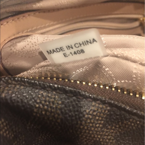 Michael Kors Purse - Picture 6 of 6