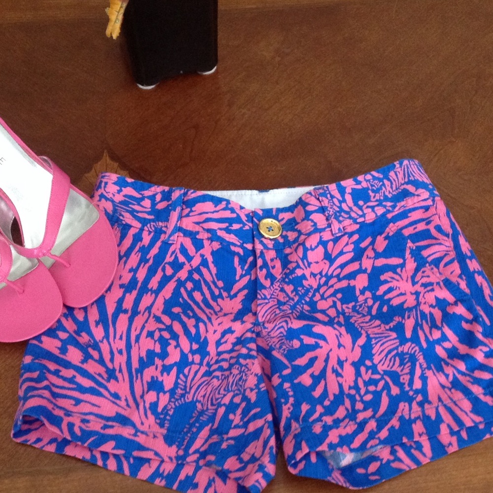 Awesome Lilly Pulitzer shorts.💖The Callahan.