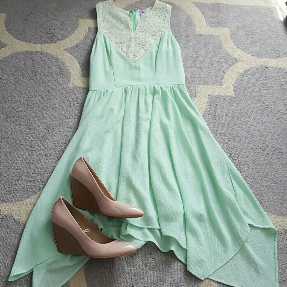 Alya Mint sundress