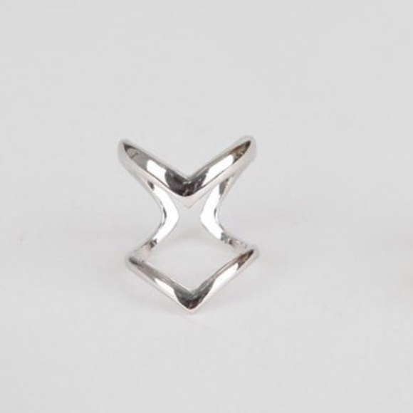 Silver Arrow Cuff Ring - Picture 3 of 4