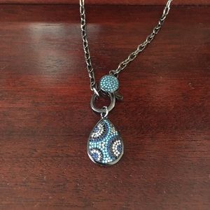 Drop pendent on clasp