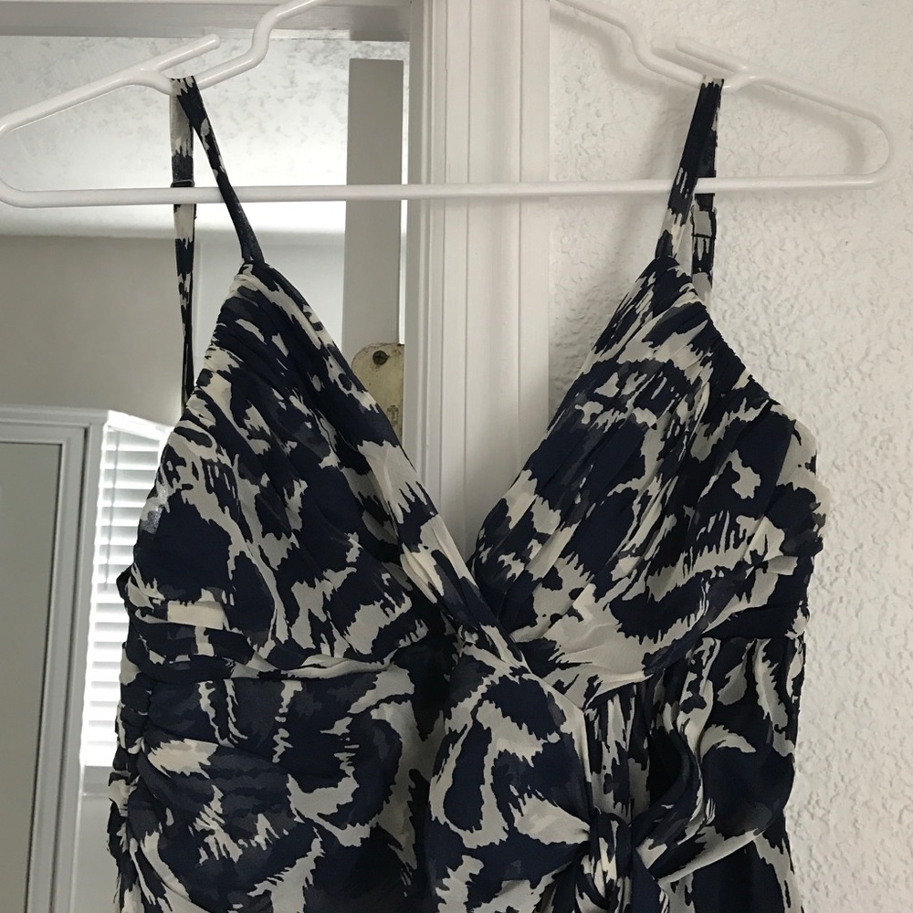 Bcbg flowy spring dress