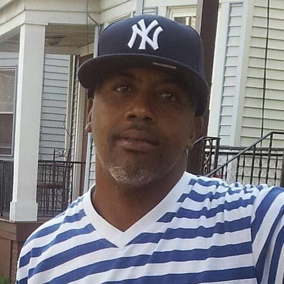 Meet your Posher, Lorenzo - Picture 1 of 1