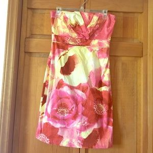 Floral strapless cocktail dress