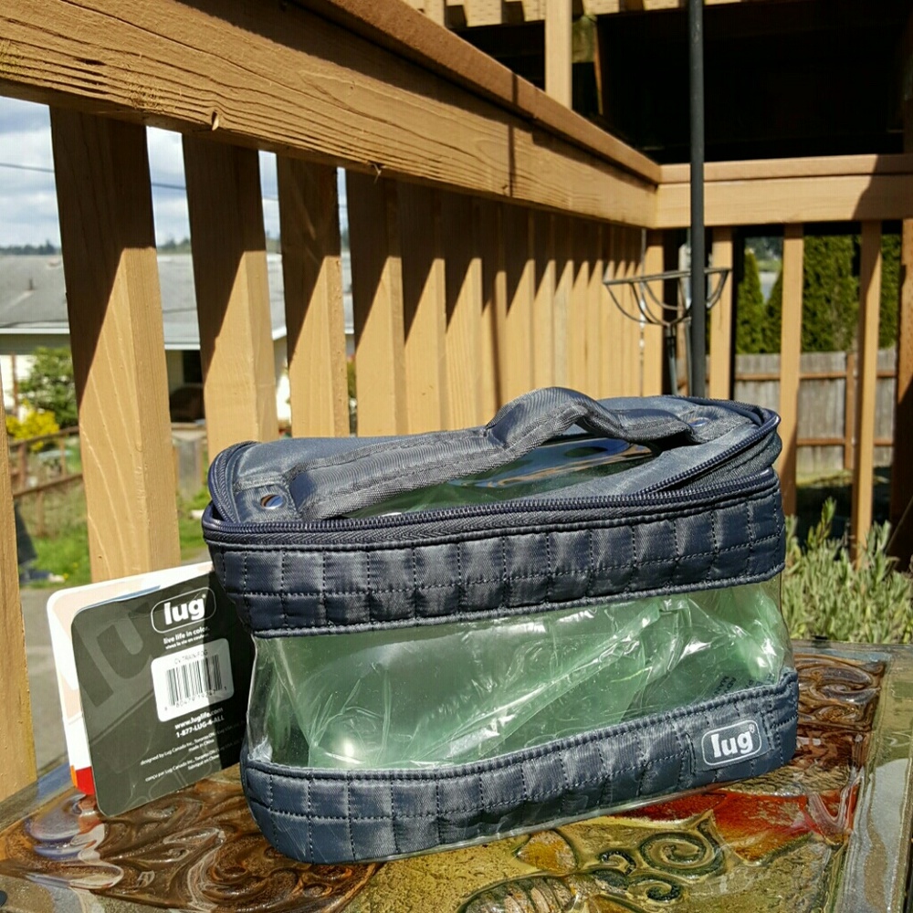 Cosmetic bag