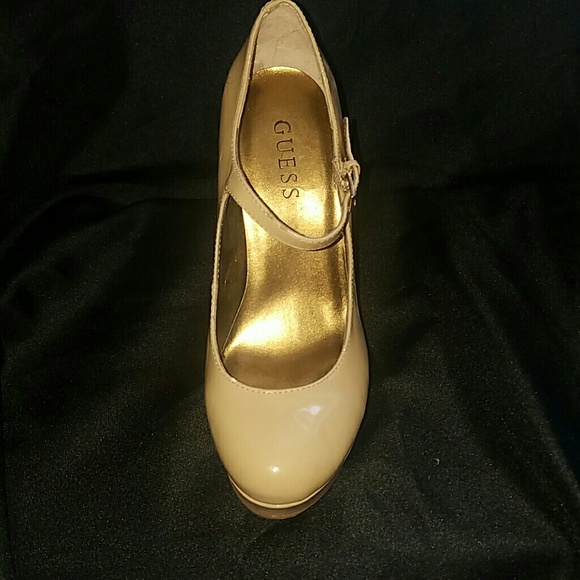 Guess Heels - Picture 3 of 3