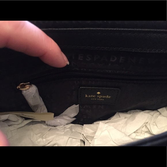 NWT Kate Spade Carson Newbury Lane Crossbody - Picture 6 of 7