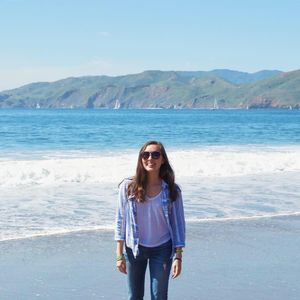 Meet your Posher, Carrie