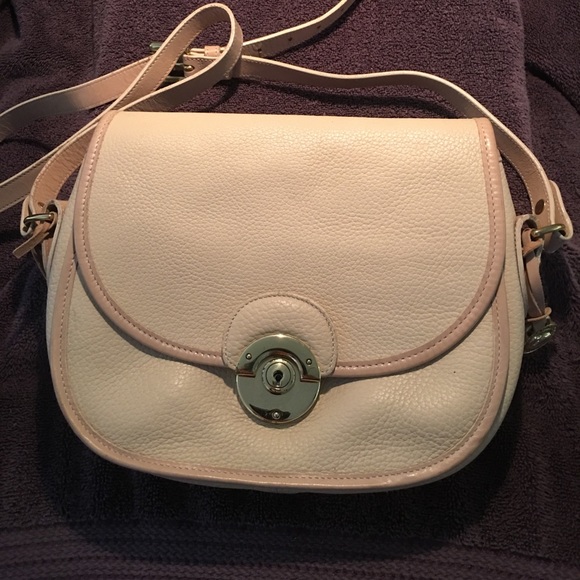 Dooney & Bourke Handbags - ⬇️🐾 RARE DOONEY & BOURKE SHOULDER BAG-AWL - EUC!