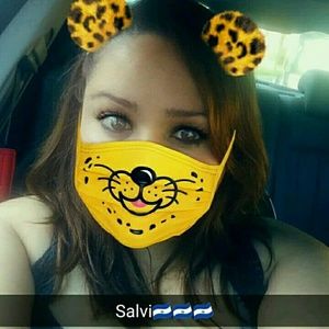 Meet your Posher, Cindy