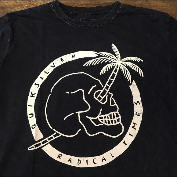 Men's Quiksilver skull/palm tree tee - Picture 2 of 5