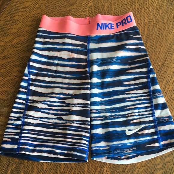 Nike Pants - Nike Pro Dri-Fit Shorts