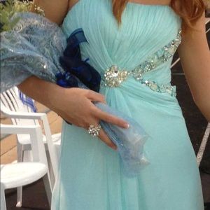 Baby blue prom dress 💙