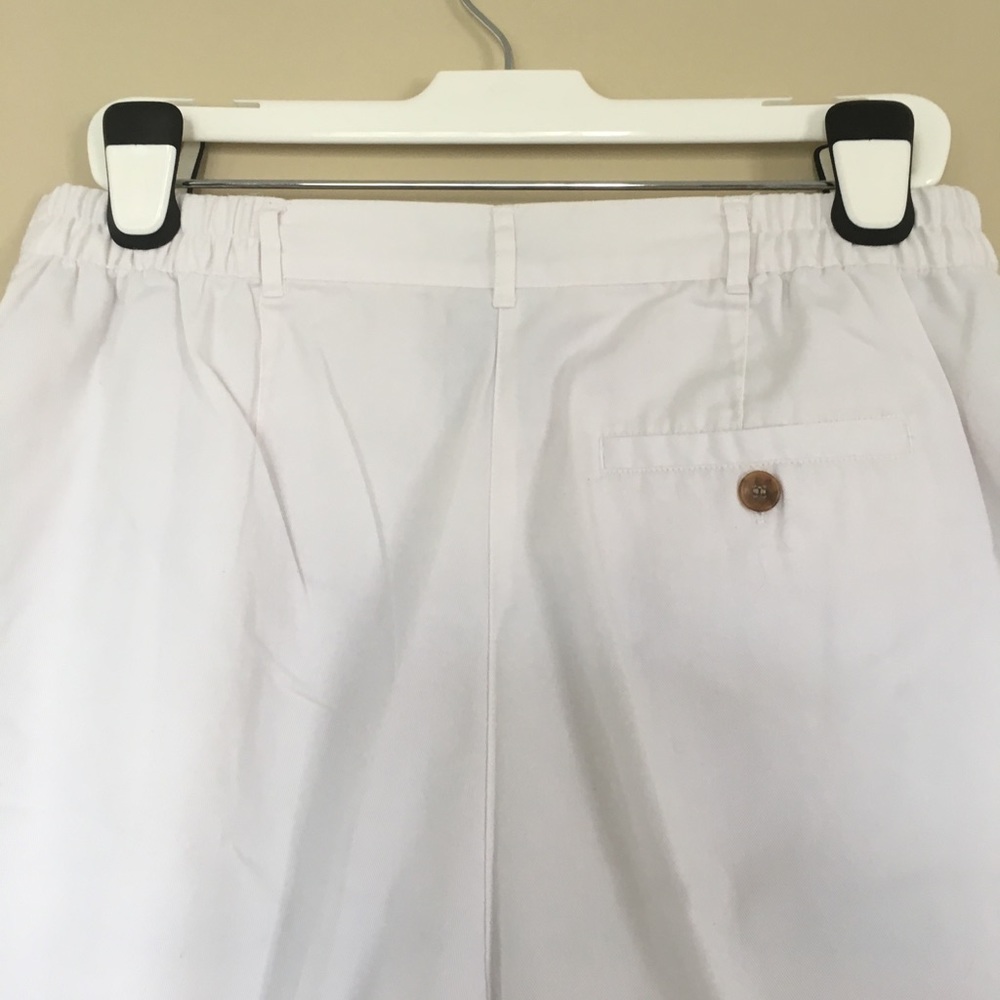 White Easy Wash Shorts - Picture 3 of 4