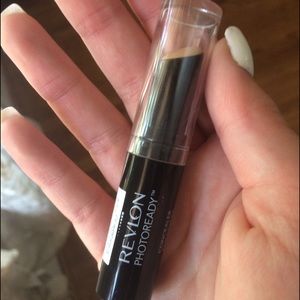 Revlon Photo ready concealer