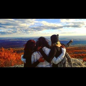 Meet your Posher, Alexis