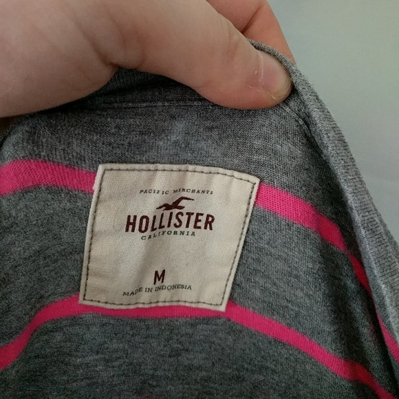 Hollister 3/4 sleeve - Picture 3 of 3