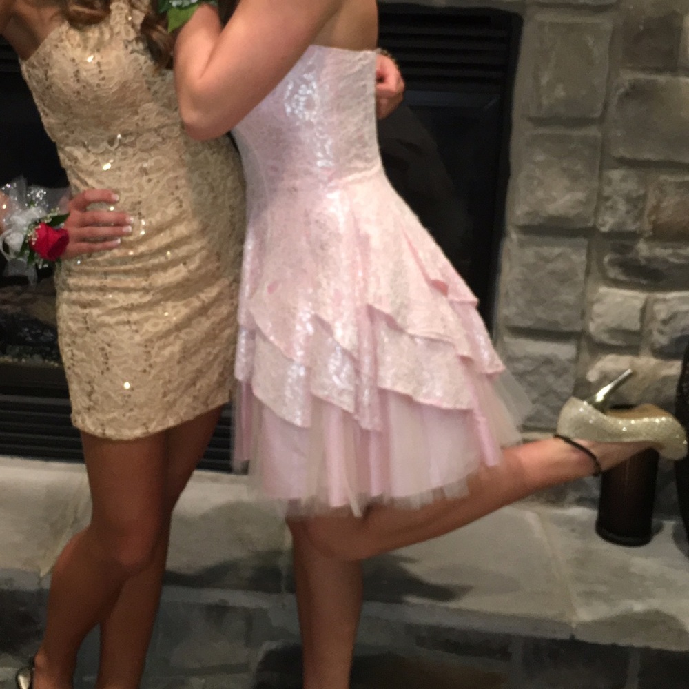 Formals dress - Picture 5 of 5