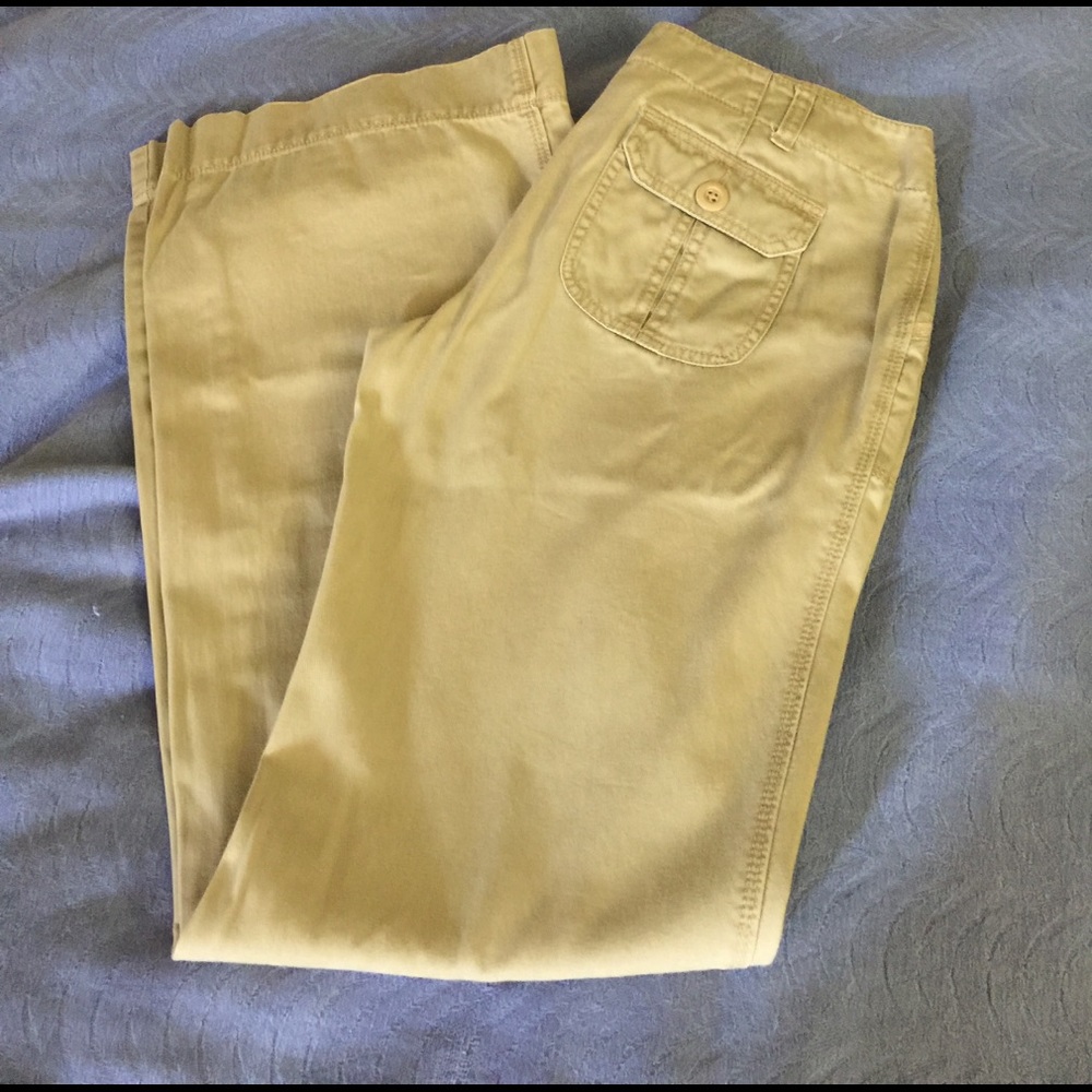 Khaki pants/London jeans