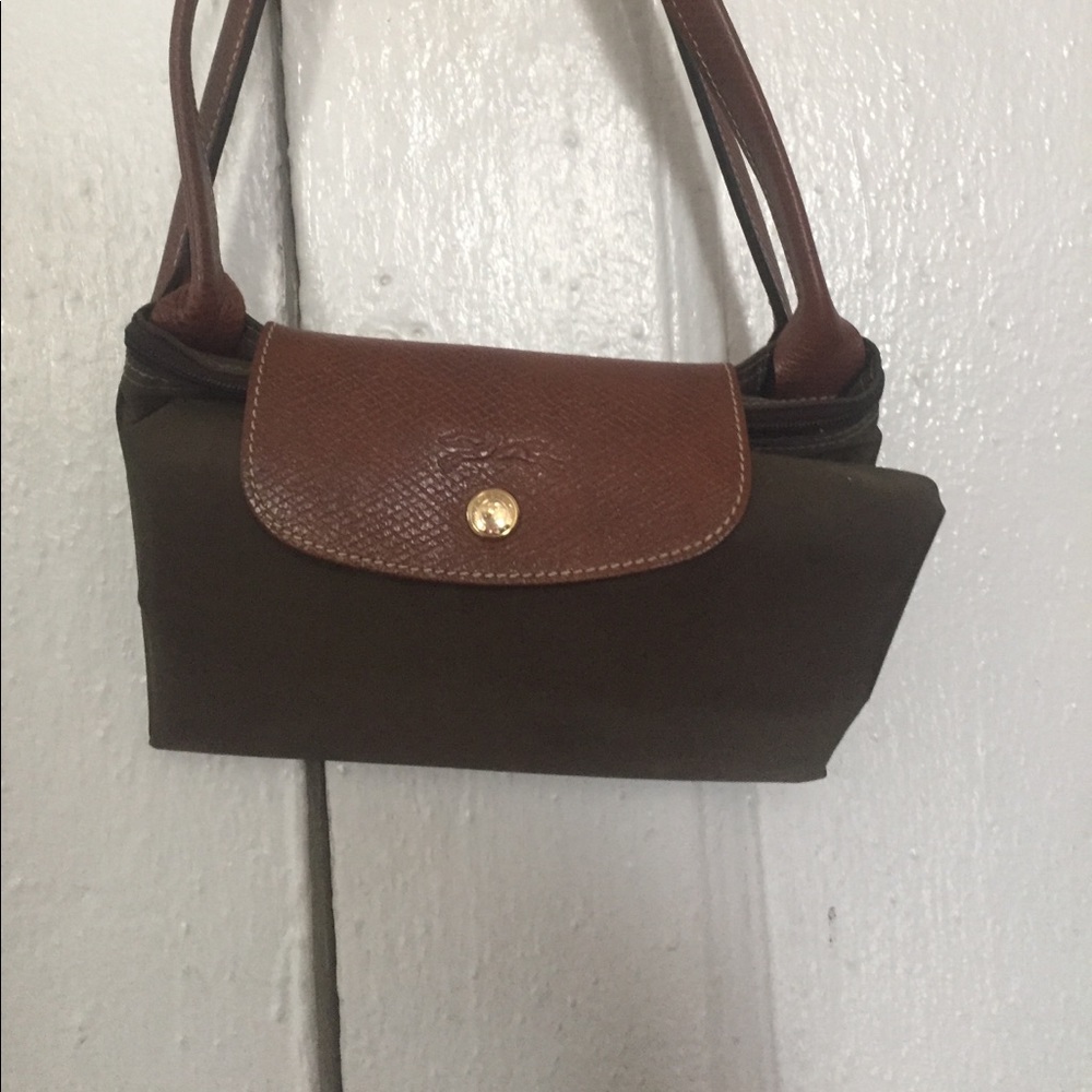 Longchamp medium size olive shopper