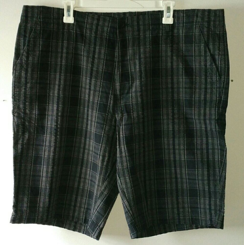 Calvin Klein men's shorts size 40