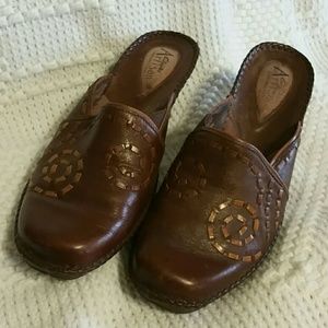 Clarks brown leather mules