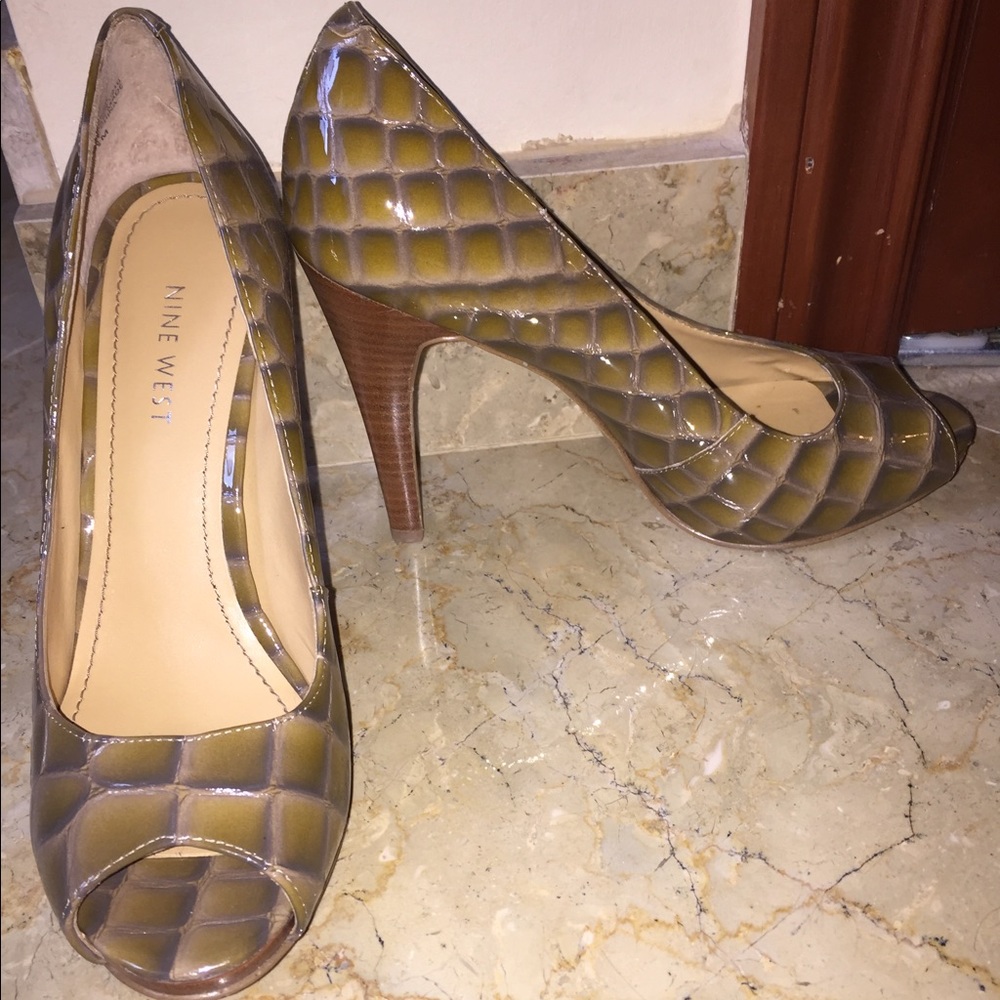 Nine West open toe heels!