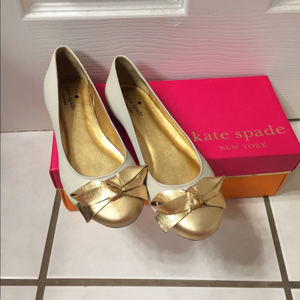 Kate Spade tabby flats NWT size 6 LAST Price drop