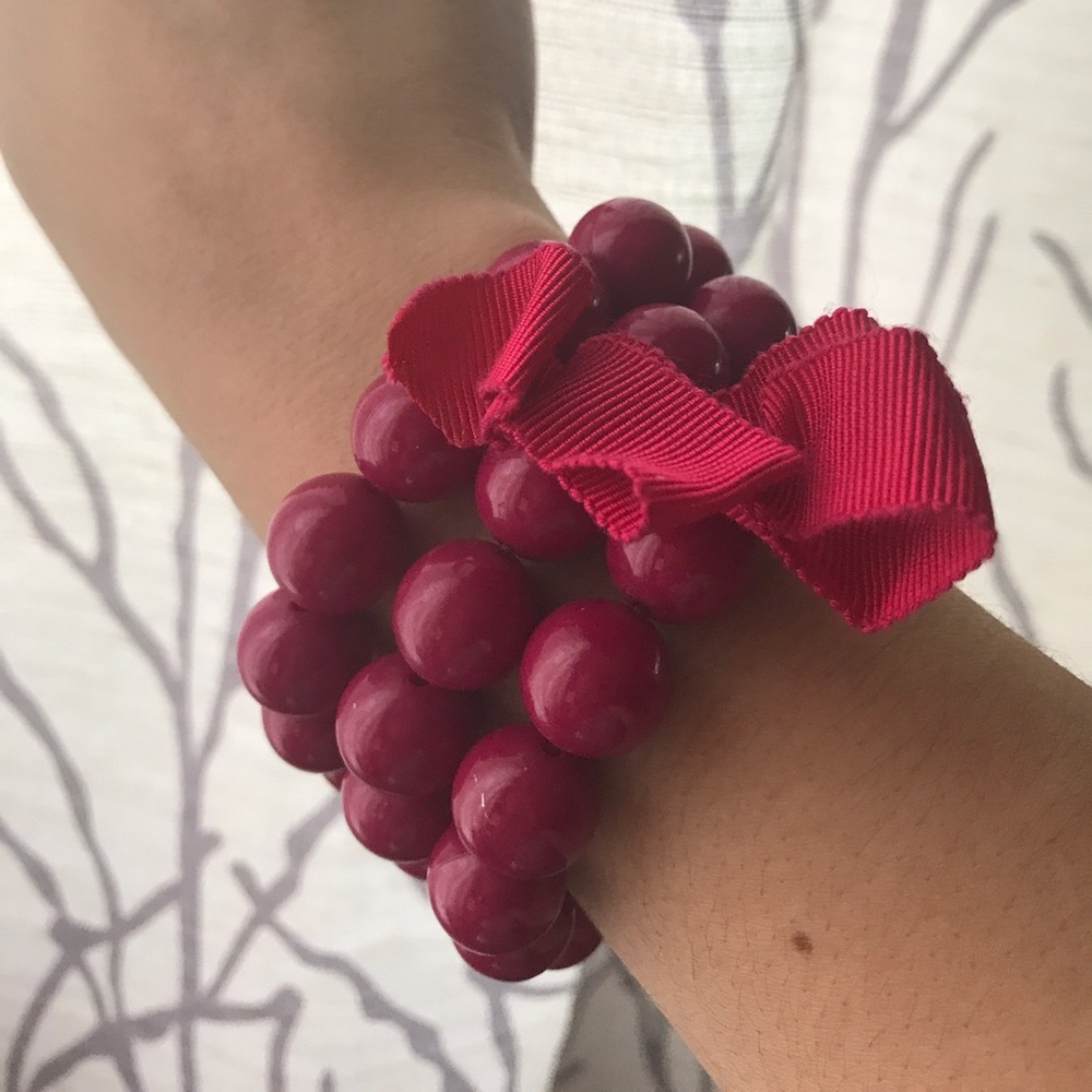Magenta color bracelet