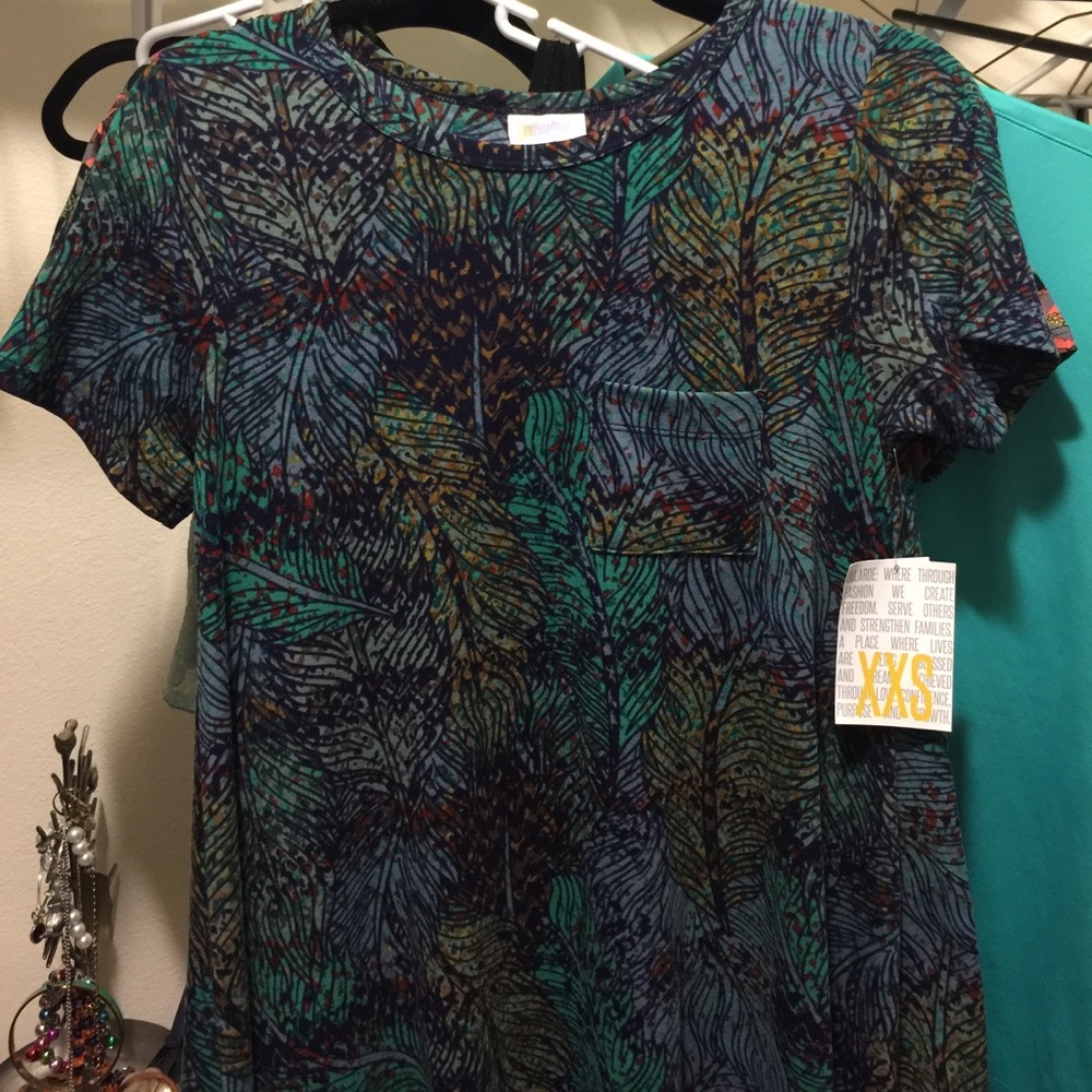 HTF Feather Print XXS Carly 🦄 Worn once!