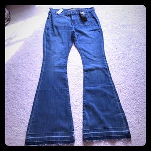 Released hem bell bottoms!