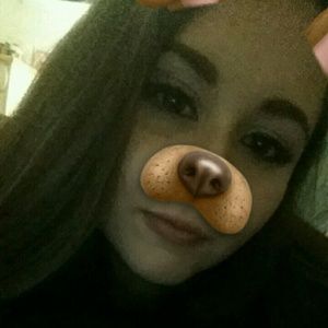 Meet your Posher, Maya