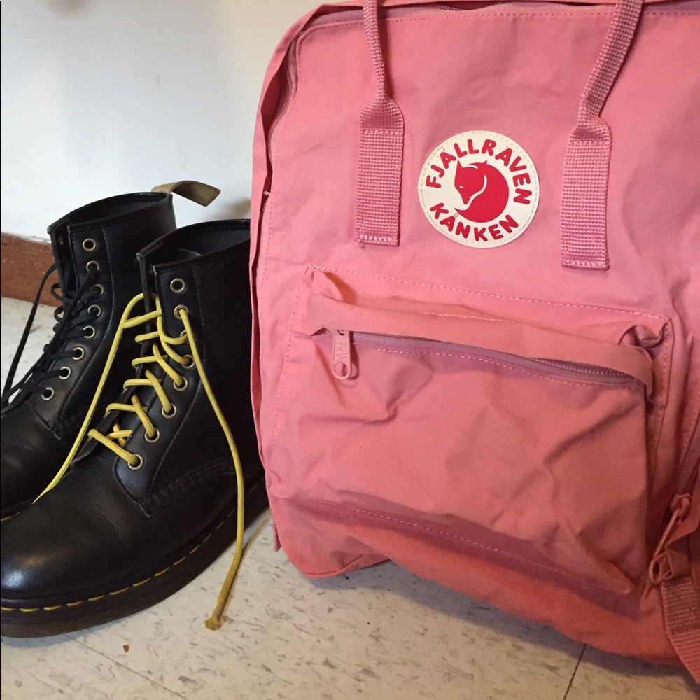 EUC pink classic Kanken