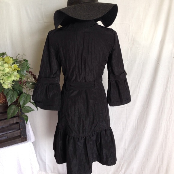 Odds & Evens Unique Black Coat Dress - Picture 4 of 4