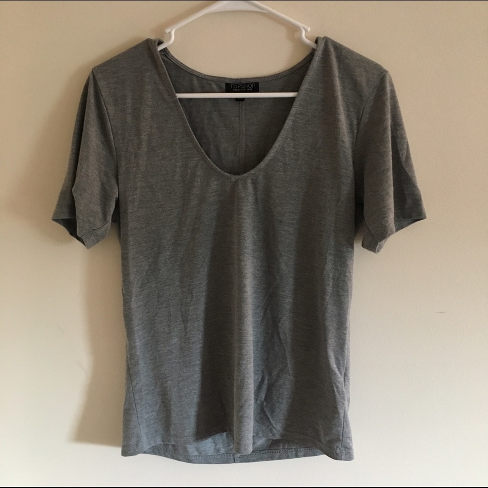 Grey tee